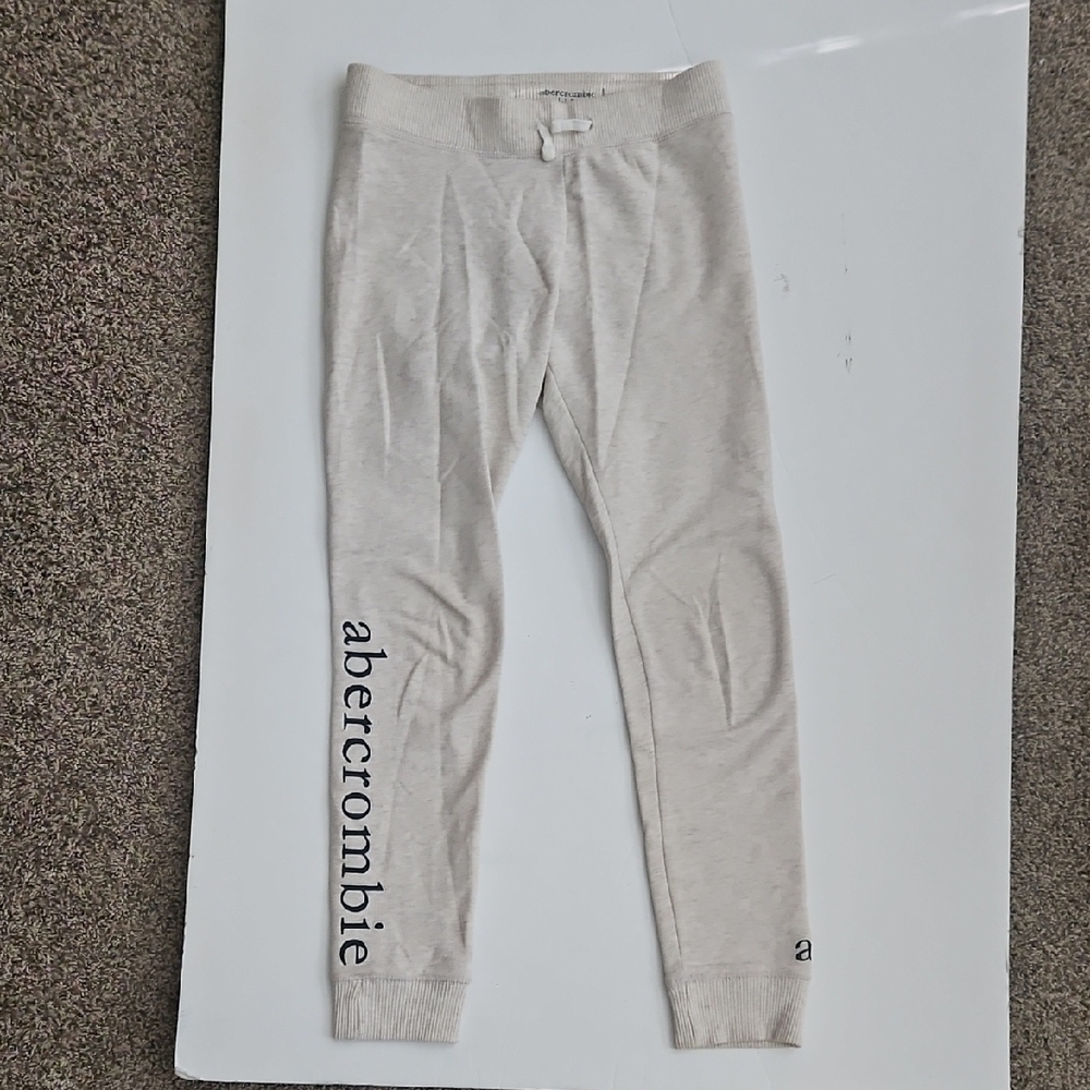 Abercrombie Kids Sweatpants Size 11/12 Cream Colored